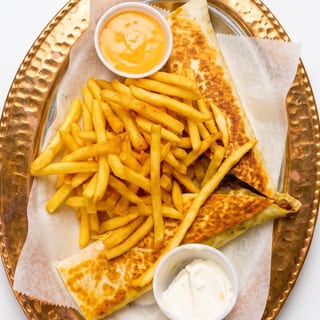 Chef's Sandwich (Chicken or Gyros)